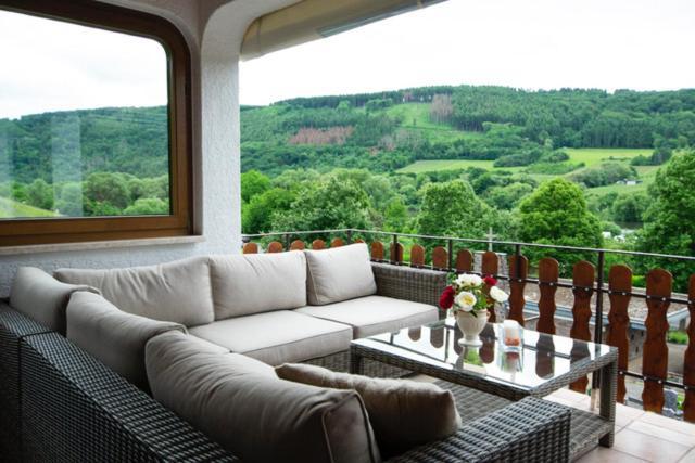 Wein Und Gastehaus Marlene Pohl Hotel Kinheim Ngoại thất bức ảnh